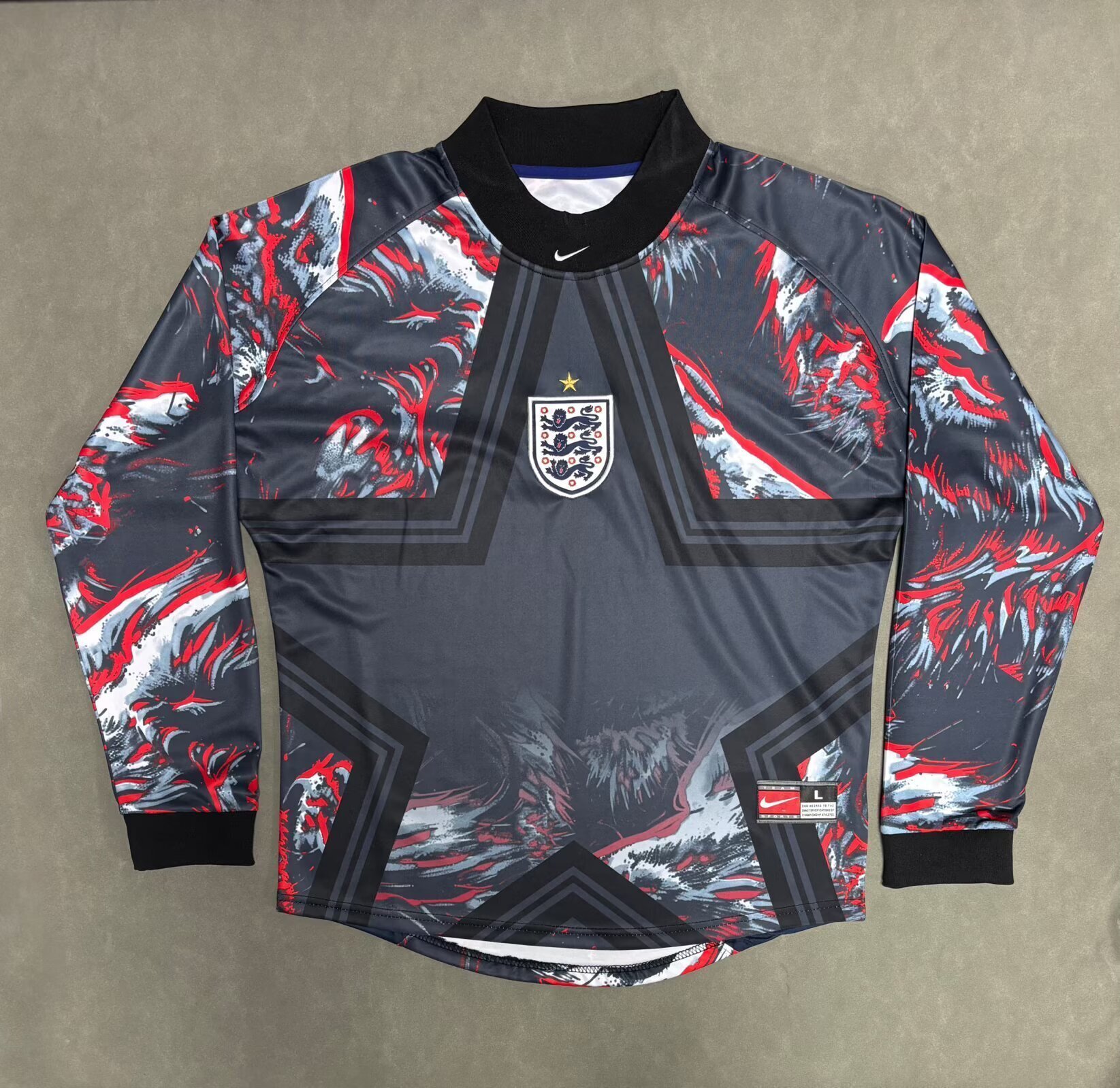 AAA Quality England 2026 World Cup GK Leaked Long Jersey